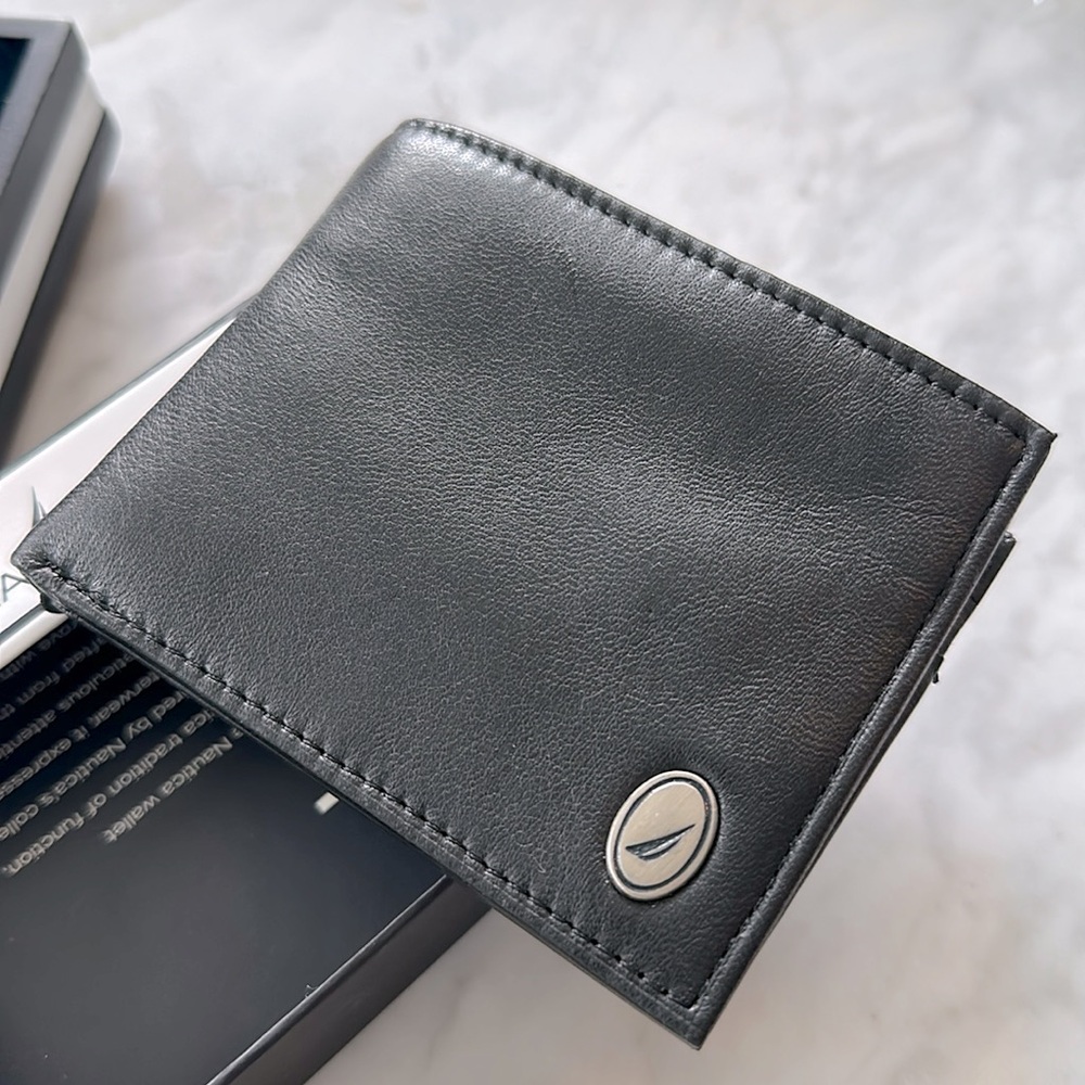 Nautica multicard wallet